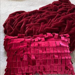 Decorative pillow and throw